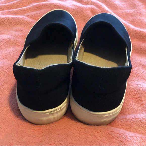 J/SLIDES black slip ons GUC - runs big - Picture 4 of 5
